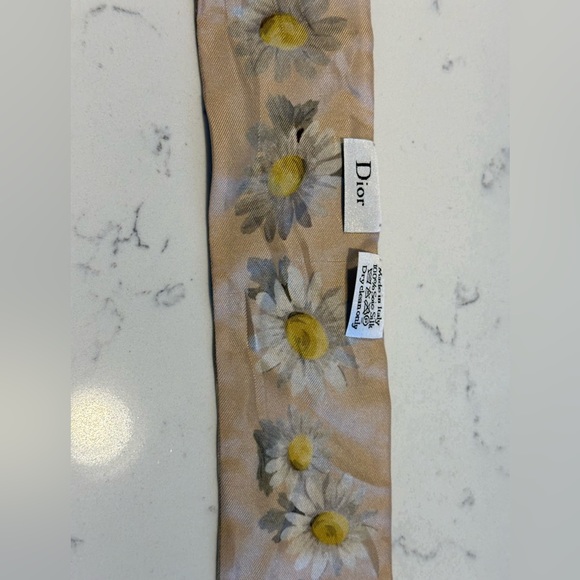 Dior - silk twill - Picture 4 of 5